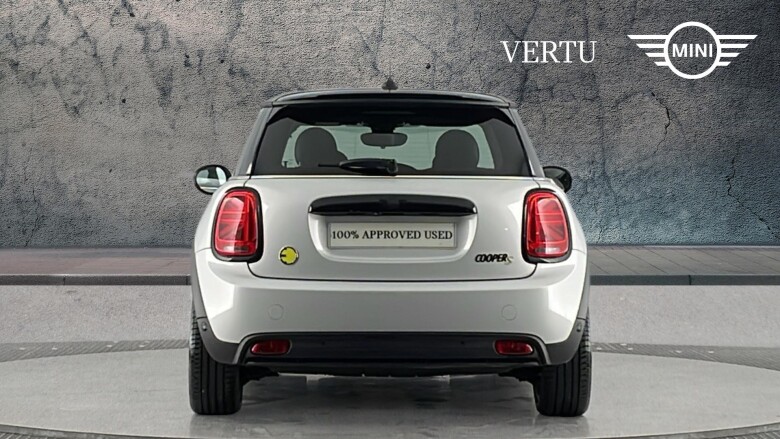 MINI Hatchback 135kW Cooper S Level 3 33kWh 3dr Auto Electric Hatchback